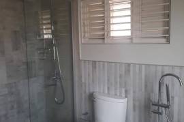 3 Bedrooms 4 Bathrooms, Townhouse for Rent in Kingston 8