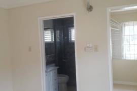 3 Bedrooms 4 Bathrooms, Townhouse for Rent in Kingston 8