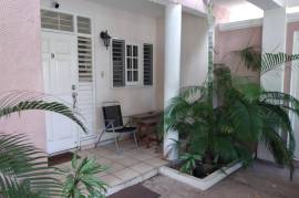 3 Bedrooms 4 Bathrooms, Townhouse for Rent in Kingston 6