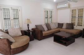 3 Bedrooms 3 Bathrooms, Townhouse for Rent in Kingston 8