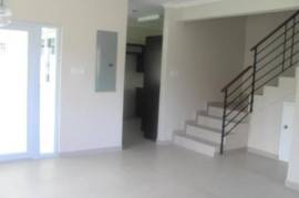 3 Bedrooms 3 Bathrooms, Townhouse for Rent in Kingston 6