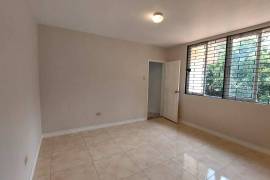 4 Bedrooms 4 Bathrooms, Townhouse for Rent in Kingston 8