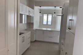 3 Bedrooms 5 Bathrooms, Townhouse for Rent in Kingston 6