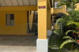 3 Bedrooms 4 Bathrooms, Townhouse for Rent in Kingston 8