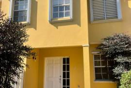 3 Bedrooms 4 Bathrooms, Townhouse for Rent in Kingston 8