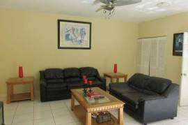 3 Bedrooms 4 Bathrooms, Townhouse for Rent in Kingston 8