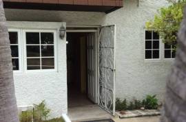 3 Bedrooms 4 Bathrooms, Townhouse for Rent in Kingston 10