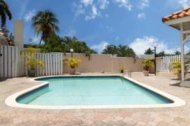 3 Bedrooms 4 Bathrooms, Townhouse for Rent in Kingston 6