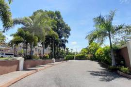 3 Bedrooms 3 Bathrooms, Townhouse for Rent in Ocho Rios