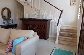 2 Bedrooms 3 Bathrooms, Townhouse for Rent in Ocho Rios