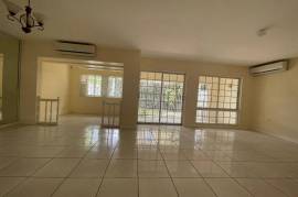 4 Bedrooms 4 Bathrooms, Townhouse for Rent in Kingston 6