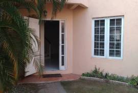 3 Bedrooms 3 Bathrooms, Townhouse for Rent in Kingston 6