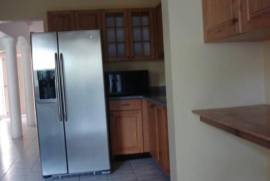 3 Bedrooms 3 Bathrooms, Townhouse for Rent in Kingston 6