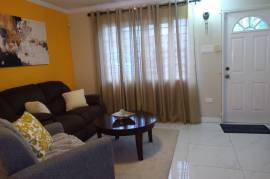 3 Bedrooms 3 Bathrooms, Townhouse for Rent in Kingston 6