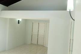 3 Bedrooms 4 Bathrooms, Townhouse for Rent in Kingston 8