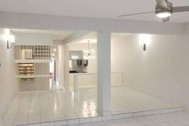 3 Bedrooms 4 Bathrooms, Townhouse for Rent in Kingston 8