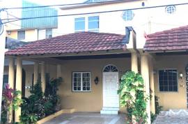 3 Bedrooms 4 Bathrooms, Townhouse for Rent in Kingston 8