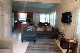 3 Bedrooms 4 Bathrooms, Townhouse for Rent in Runaway Bay