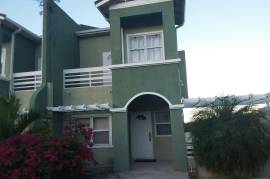 3 Bedrooms 4 Bathrooms, Townhouse for Rent in Runaway Bay