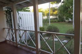 2 Bedrooms 3 Bathrooms, Townhouse for Rent in Kingston 6