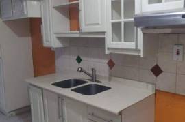 3 Bedrooms 2 Bathrooms, Townhouse for Rent in Kingston 6