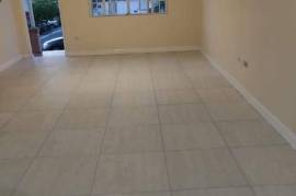 3 Bedrooms 2 Bathrooms, Townhouse for Rent in Kingston 6