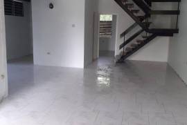 3 Bedrooms 3 Bathrooms, Townhouse for Rent in Kingston 10