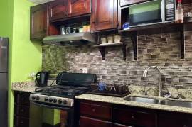 2 Bedrooms 3 Bathrooms, Townhouse for Rent in Kingston 8