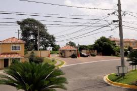 2 Bedrooms 2 Bathrooms, Townhouse for Rent in Montego Bay