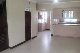 2 Bedrooms 3 Bathrooms, Townhouse for Rent in Kingston 6