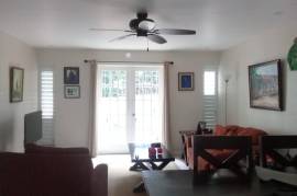 2 Bedrooms 2 Bathrooms, Townhouse for Rent in Kingston 6