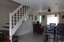 2 Bedrooms 2 Bathrooms, Townhouse for Rent in Kingston 6