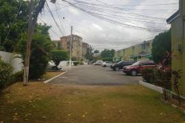 2 Bedrooms 3 Bathrooms, Townhouse for Rent in Kingston 8