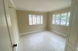 2 Bedrooms 2 Bathrooms, Townhouse for Rent in Kingston 6