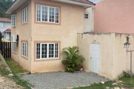 2 Bedrooms 2 Bathrooms, Townhouse for Rent in Kingston 6