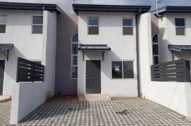 2 Bedrooms 3 Bathrooms, Townhouse for Rent in Kingston 17