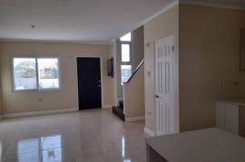 2 Bedrooms 3 Bathrooms, Townhouse for Rent in Kingston 17