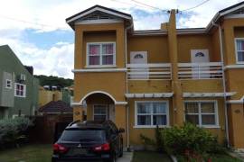 2 Bedrooms 3 Bathrooms, Townhouse for Rent in Runaway Bay