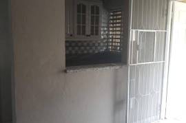 2 Bedrooms 1 Bathrooms, Townhouse for Rent in Kingston 5