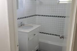 2 Bedrooms 1 Bathrooms, Townhouse for Rent in Kingston 5