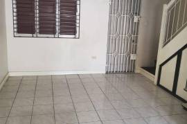 2 Bedrooms 1 Bathrooms, Townhouse for Rent in Kingston 5