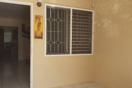 2 Bedrooms 3 Bathrooms, Townhouse for Rent in Kingston 6