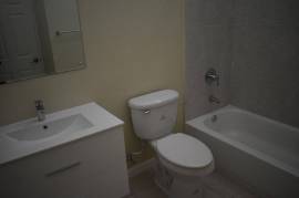 2 Bedrooms 3 Bathrooms, Townhouse for Rent in Kingston 17