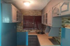 3 Bedrooms 3 Bathrooms, Townhouse for Rent in Kingston 7