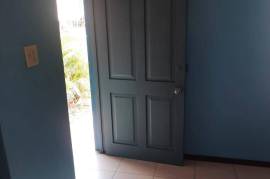 3 Bedrooms 3 Bathrooms, Townhouse for Rent in Kingston 7