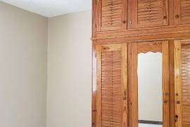 2 Bedrooms 1 Bathrooms, Townhouse for Rent in Kingston 20