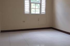 2 Bedrooms 1 Bathrooms, Townhouse for Rent in Kingston 20