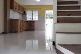 2 Bedrooms 1 Bathrooms, Townhouse for Rent in Kingston 20