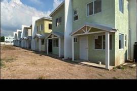 1 Bedrooms 1 Bathrooms, Townhouse for Rent in Kingston 13