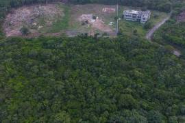 Residential Lot for Sale in Half Moon